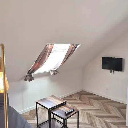 Moderne Avec Jardin Prive *