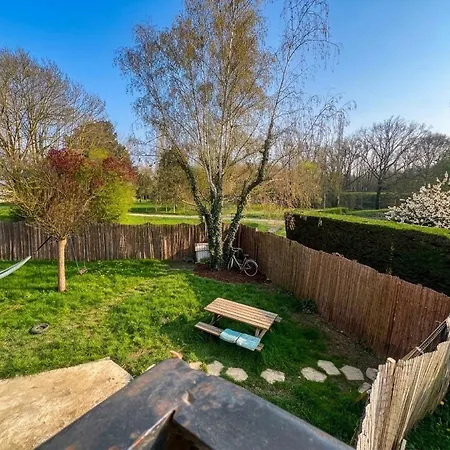 Moderne Avec Jardin Prive *